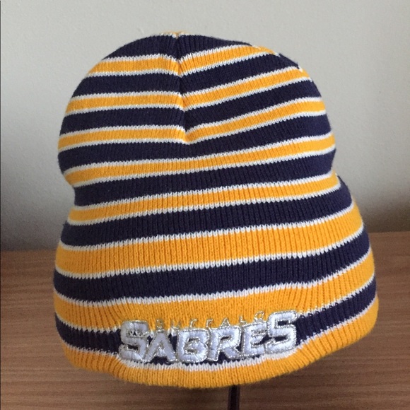 New Era Buffalo Sabres Beanie - Picture 5 of 5